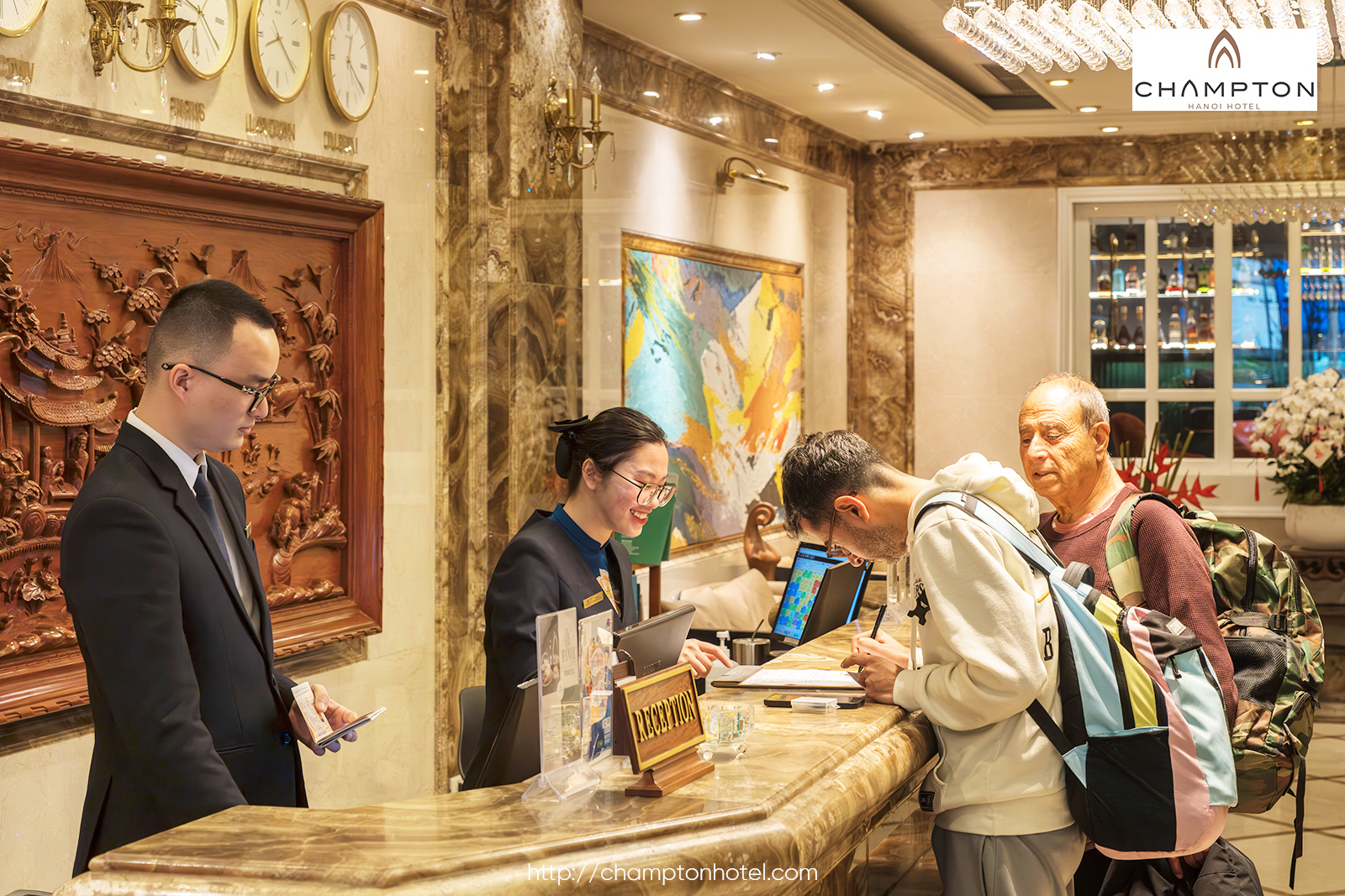 Champton hotel cung cấp nhiều tiện ích và dịch vụ vượt trội